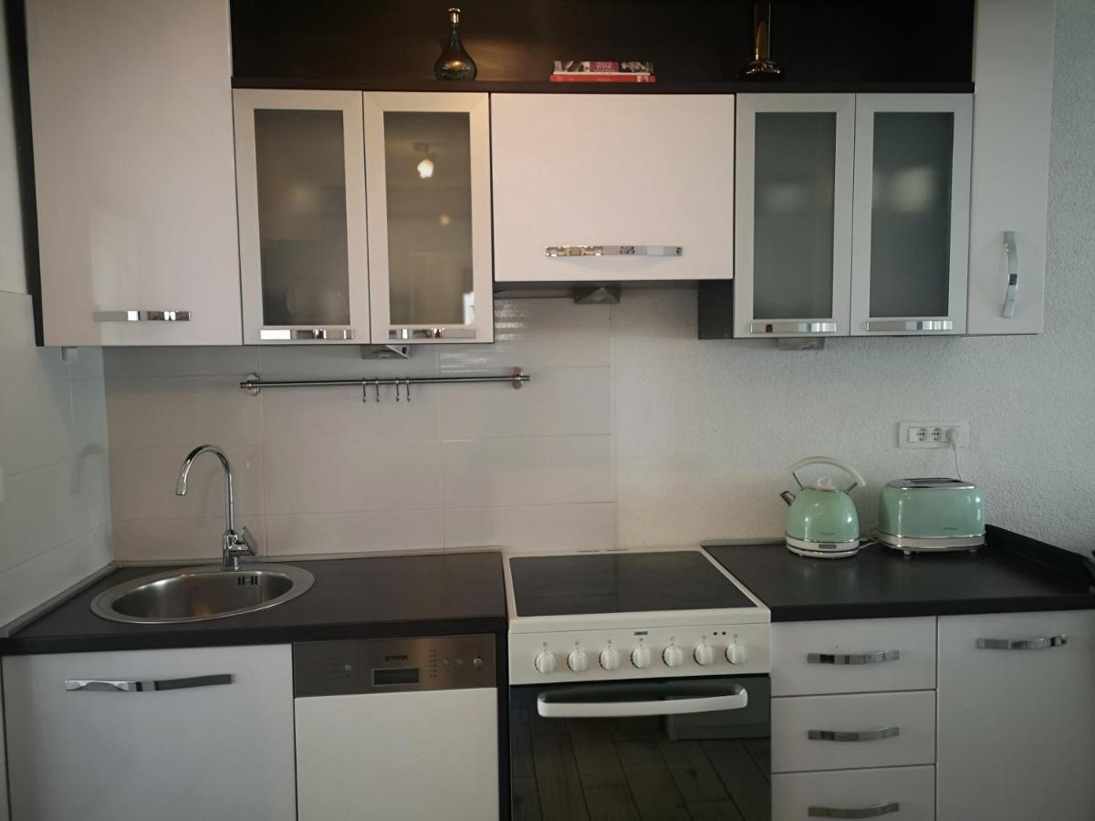 Mala Kuca Ispod Borova Villa Primosten Luaran gambar